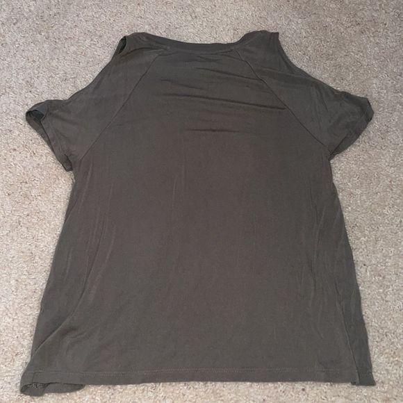 American Eagle Cold Shoulder Top - Picture 3 of 3